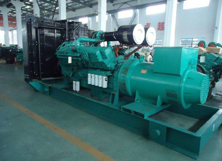 泰山800kw康明斯柴油发电机组图片 泰山800kw康明斯柴油发电机组图片