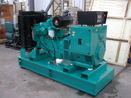 泰山200kw康明斯柴油发电机组图片 泰山200kw康明斯柴油发电机组图片